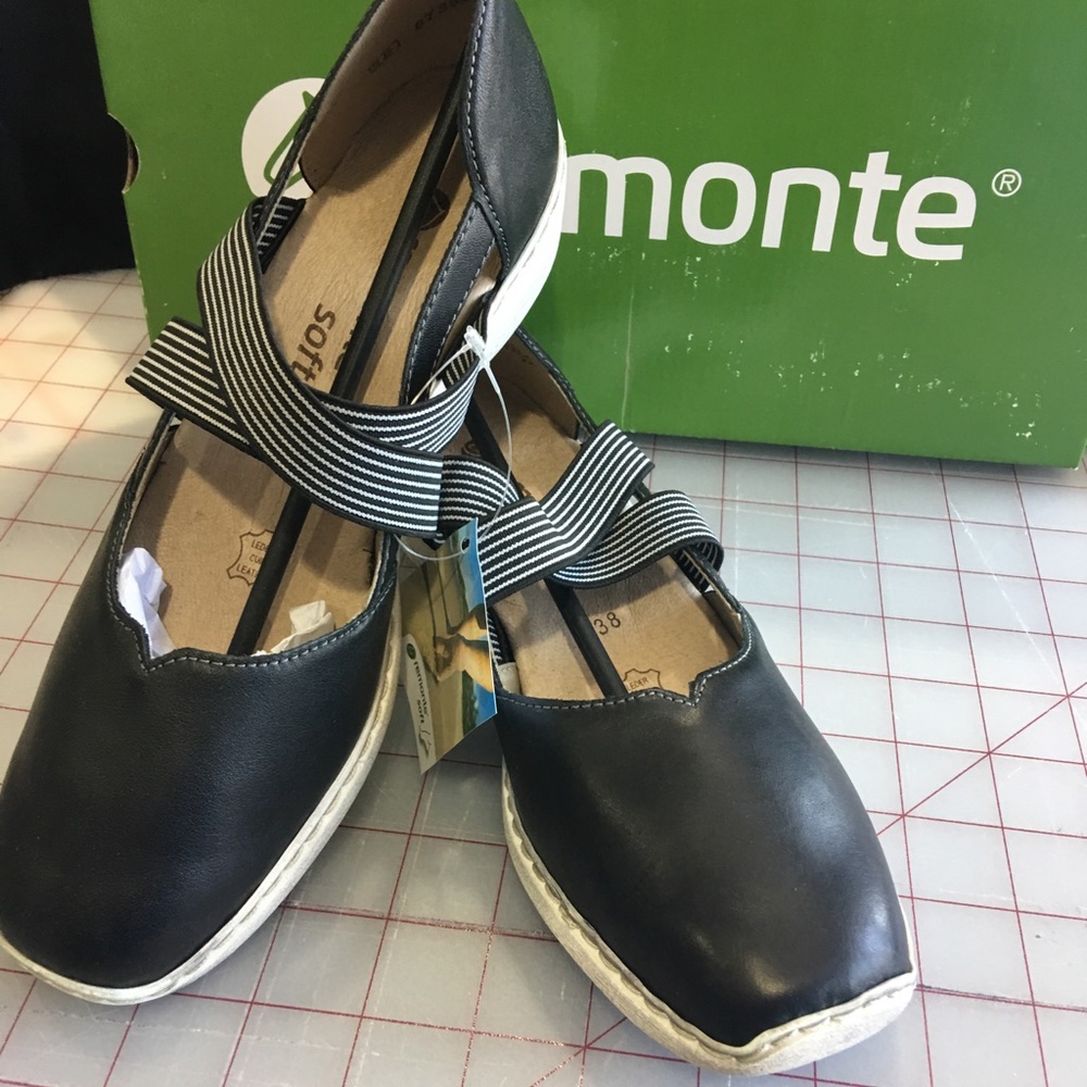 Women’s slipons